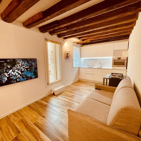 Suite Primo Piano Venecia Exterior foto